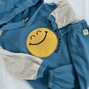 H&M Blue and Cream Smiley Jogger Set